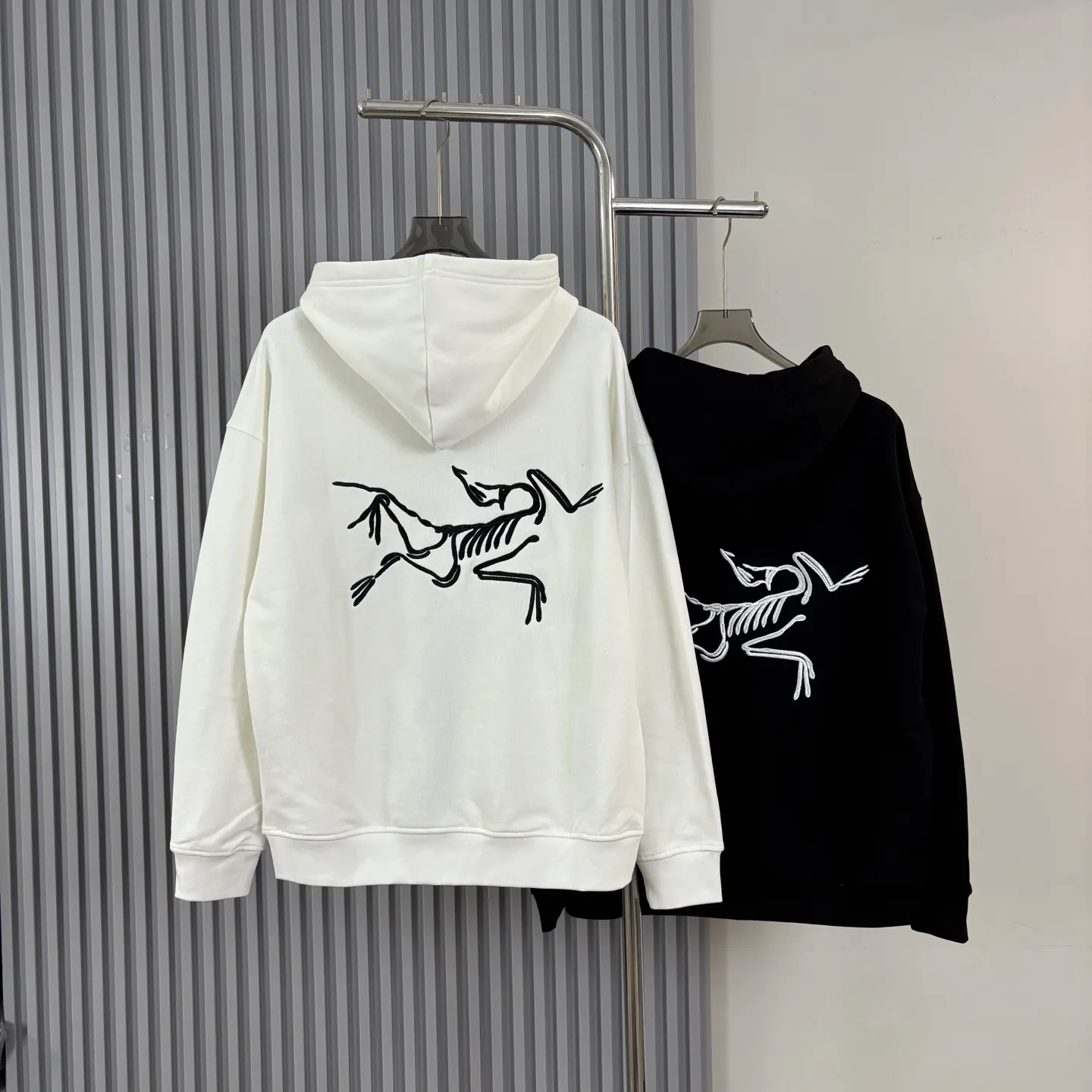 150 Arc'teryx g （ ） Quality Premium Quality Color：Black White Size：M/L/XL/XXL M L XL XXL 120 124 128 132 69 71 73 75 62 64 66 68 54 55 56 57 （ ： 1～3 cm ）